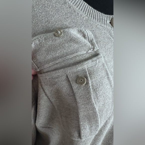 GAP cardigan sweater. Size L - Picture 2 of 5